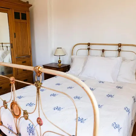 Villa Cosy In With Shared Pool And Views