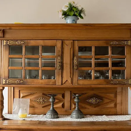 Cosy In With Shared Pool And Views וילה אבאירו