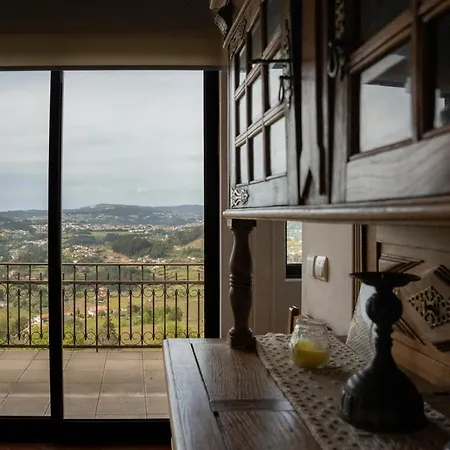 Cosy In With Shared Pool And Views Αβέιρο