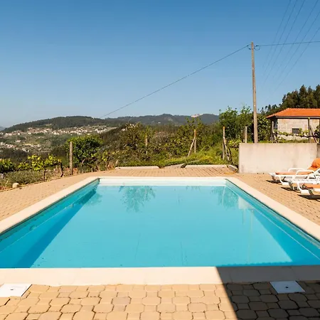 וילה Cosy In With Shared Pool And Views אבאירו