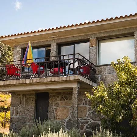 Cosy In With Shared Pool And Views