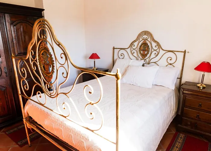 Cosy In With Shared Pool And Views Βίλα