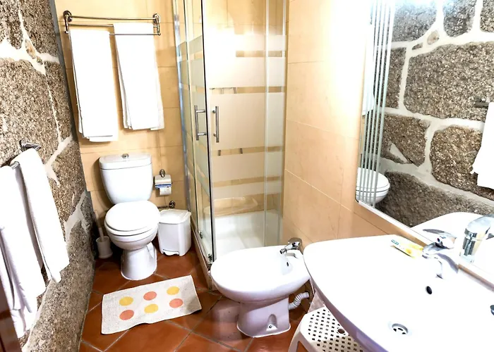 Cosy In With Shared Pool And Views Βίλα Αβέιρο