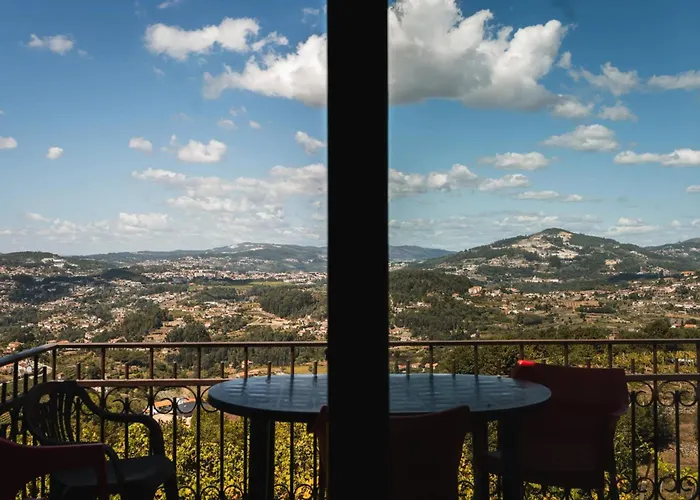 Cosy In With Shared Pool And Views Βίλα *